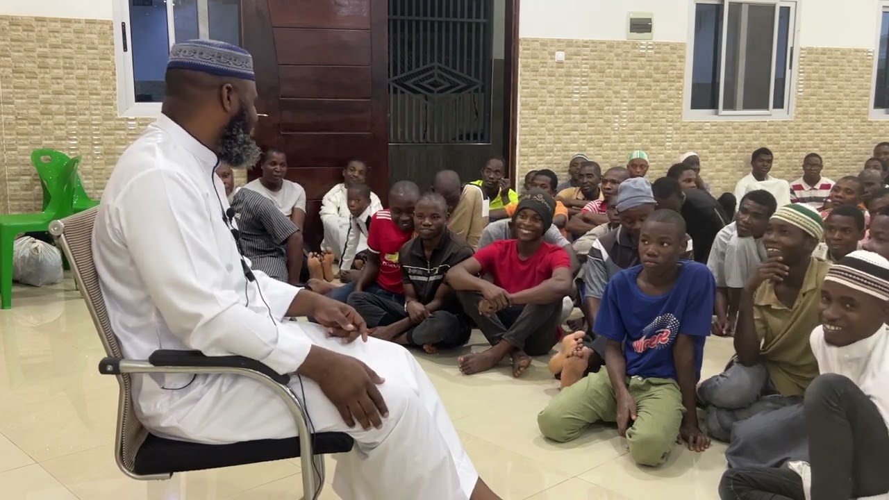 Mwaha wa Naby Âdam - 1