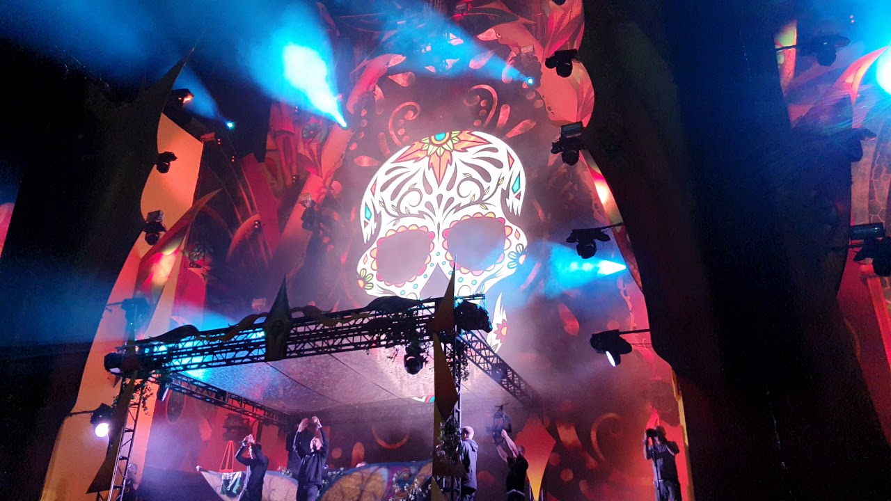 HeadHunterz- End Show ft. Sefa