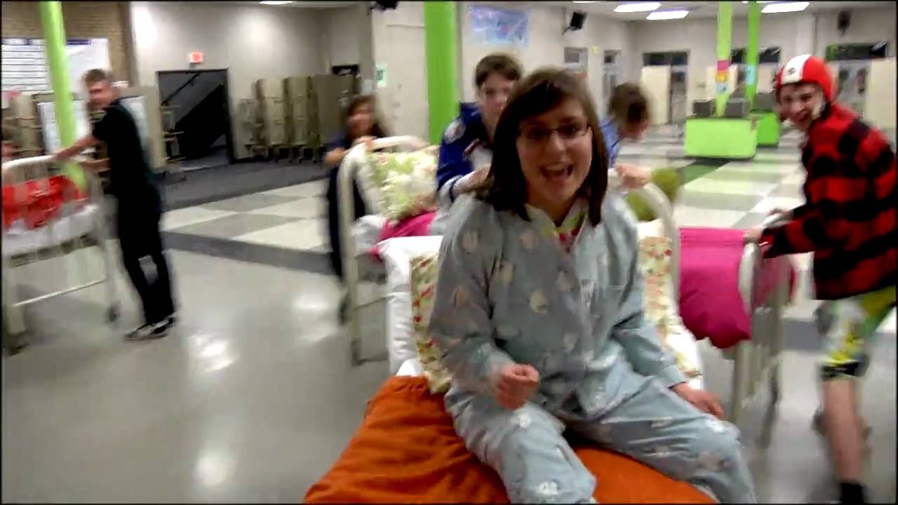 Lipdub College Laval [HD]