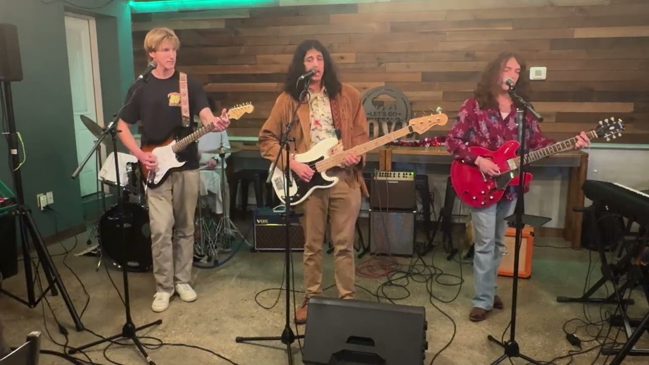 Trickle Thompson & the Lite Brigade 3 Feb 11,2026 @MobjackTavernOpenMic#cooper #owen #paulo #hayden