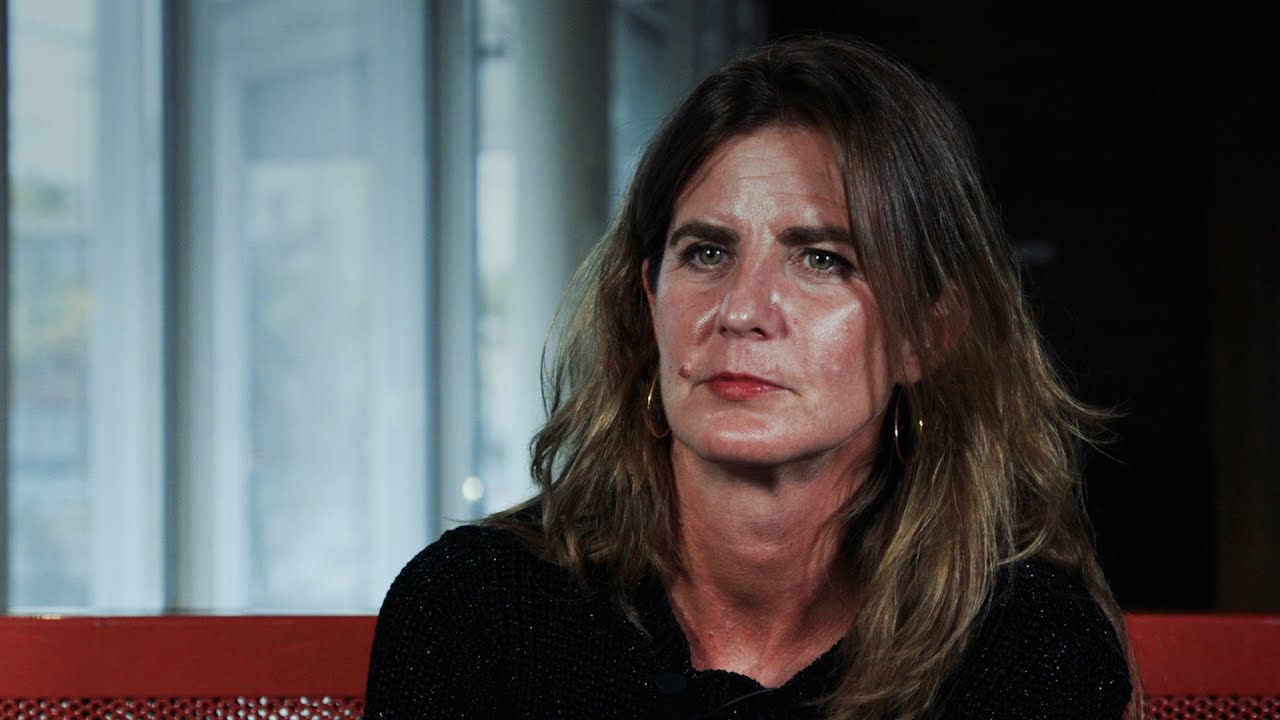 Camille Kouchner : « Ce livre vise à déconstruire les structures de pouvoir au sein de la famille »