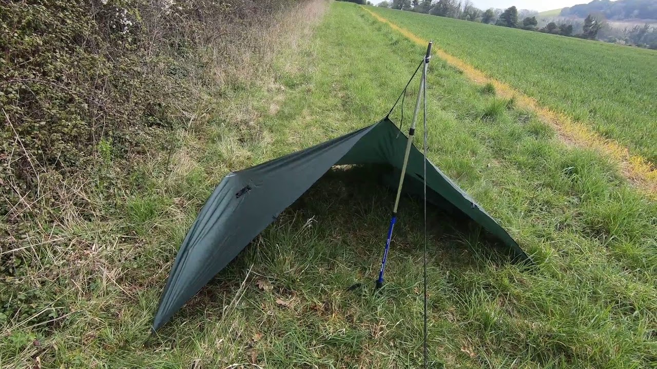 Small Tarp Setup 2.8m × 1.5m - A Quick & Easy Shelter