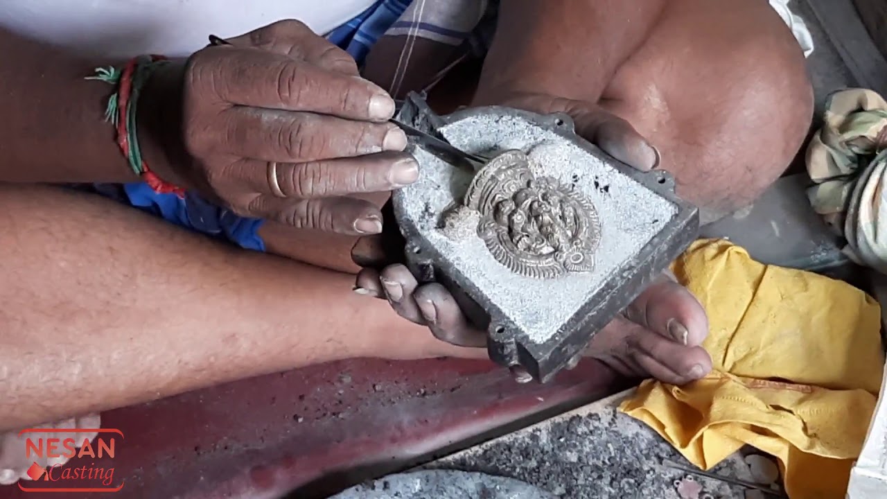 Brass Ganesh Sand Casting by professional metal caster | Ancient method