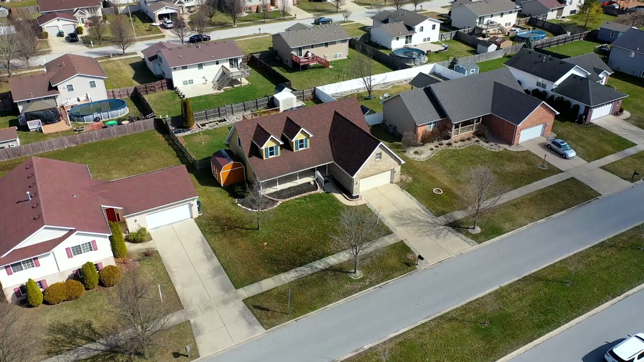 7292 Bracken Pkwy, Hobart, IN 46342 McColly Real Estate Paul Boyter 219-789-1228