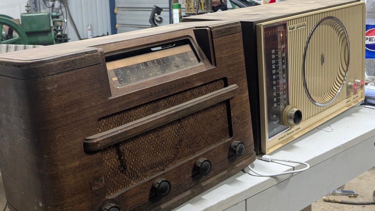 looking at a couple old radios silver tone and zenith Past Preserver is live!