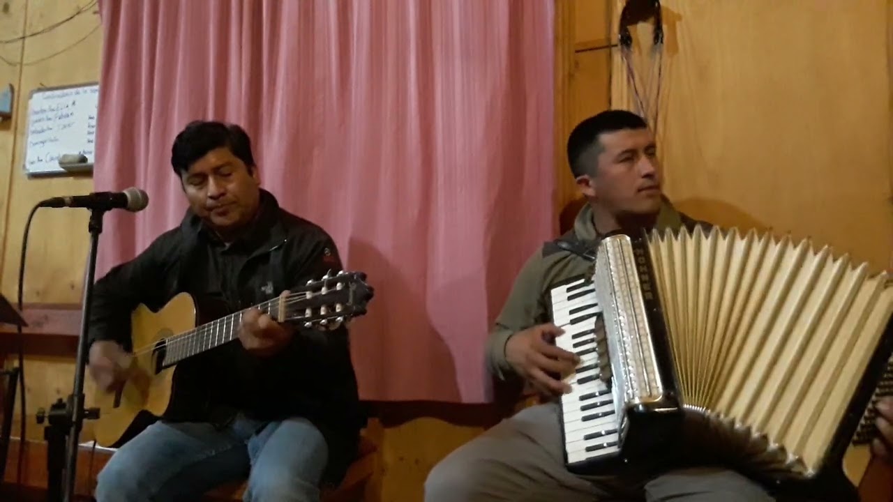 ALABANZA .                                              Cuenta la Historia Sagrada 🪗🎸