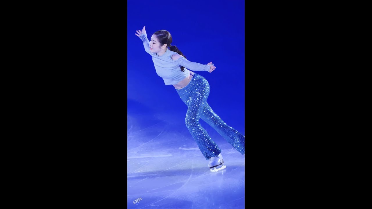 김연아 (Yuna Kim) - Issues @All That Skate 2019 fancam by SPHiNX