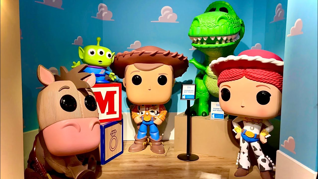 Pop People at Funko Hollywood - Pop Yourself