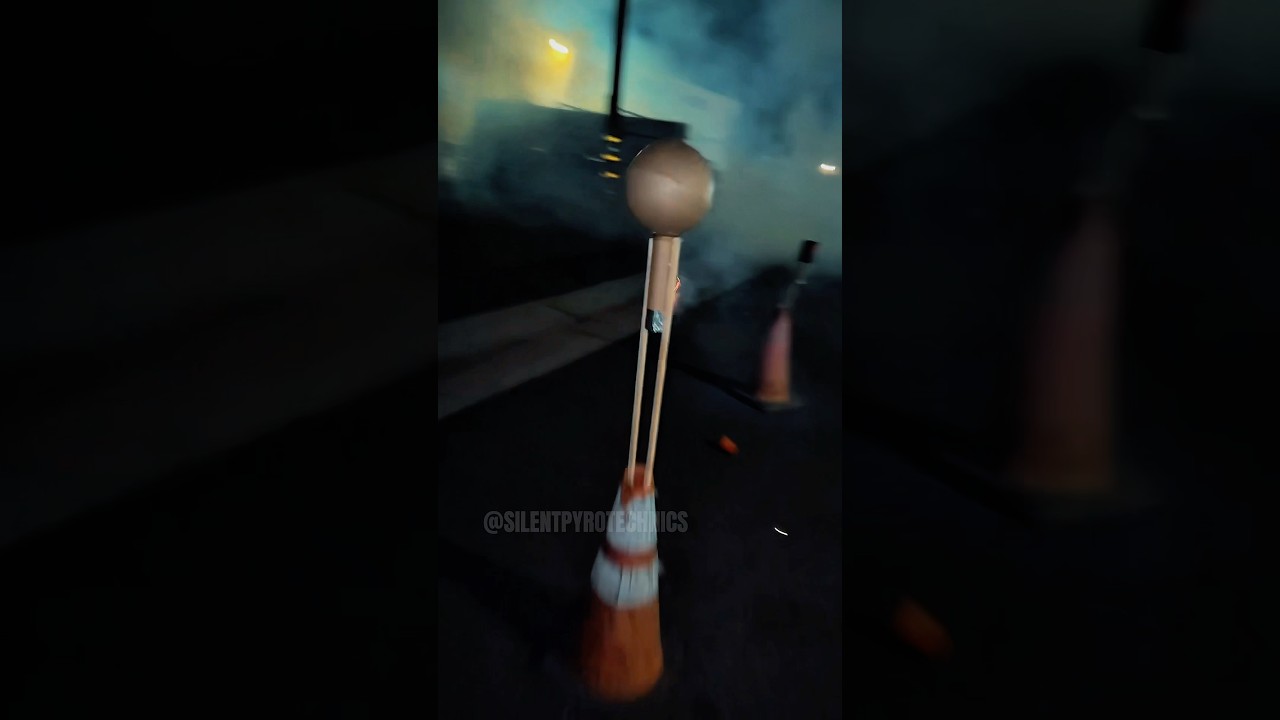 8&rdquo; STROBE ROCKET 😳 (Via: @nothingbutbangers9) IG #fireworks #viral #strobe #diwali #pyro