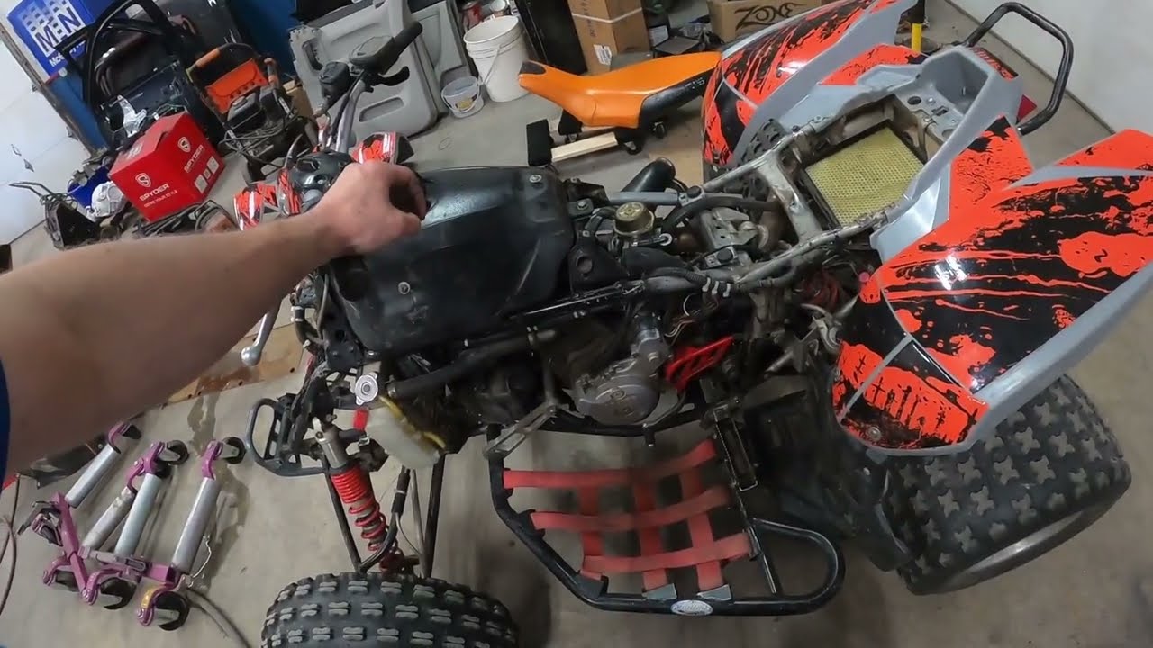Fixing Up A 2003 Polaris Predator 500 Part 2 - Carburetor Adjustment And Trying To Find The Problem