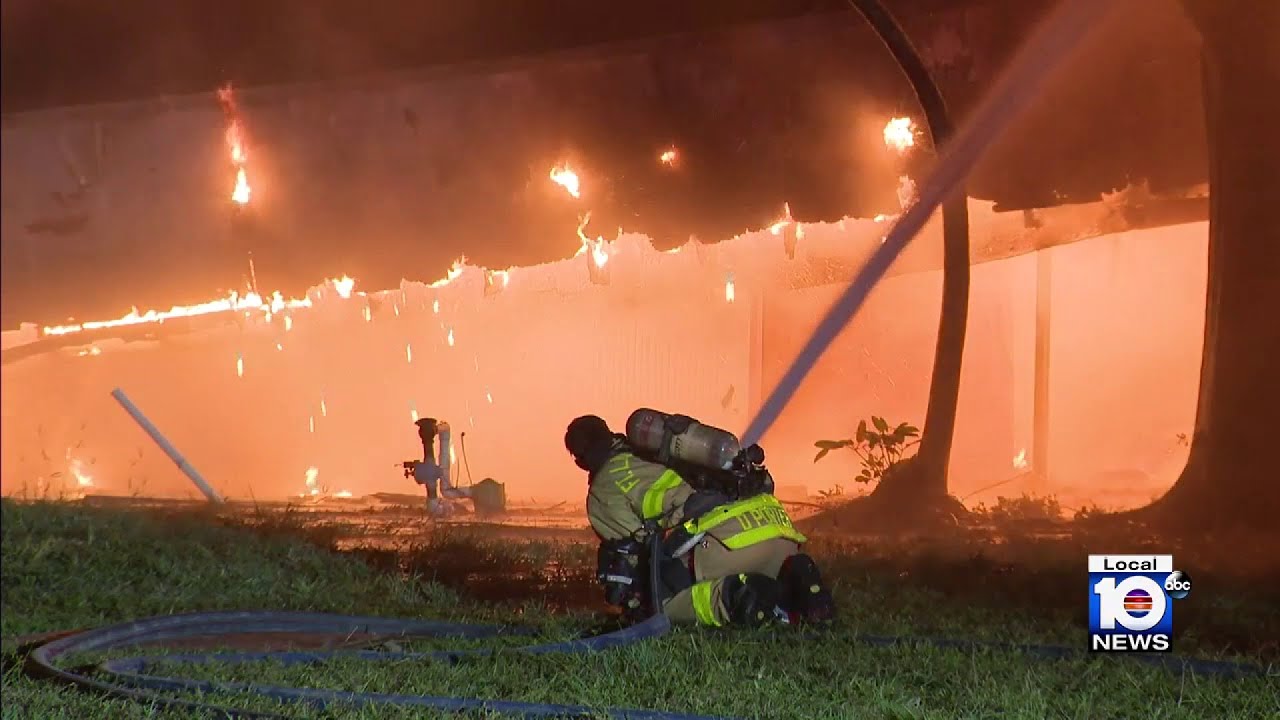 Abandoned church goes up in flames in Wilton Manors