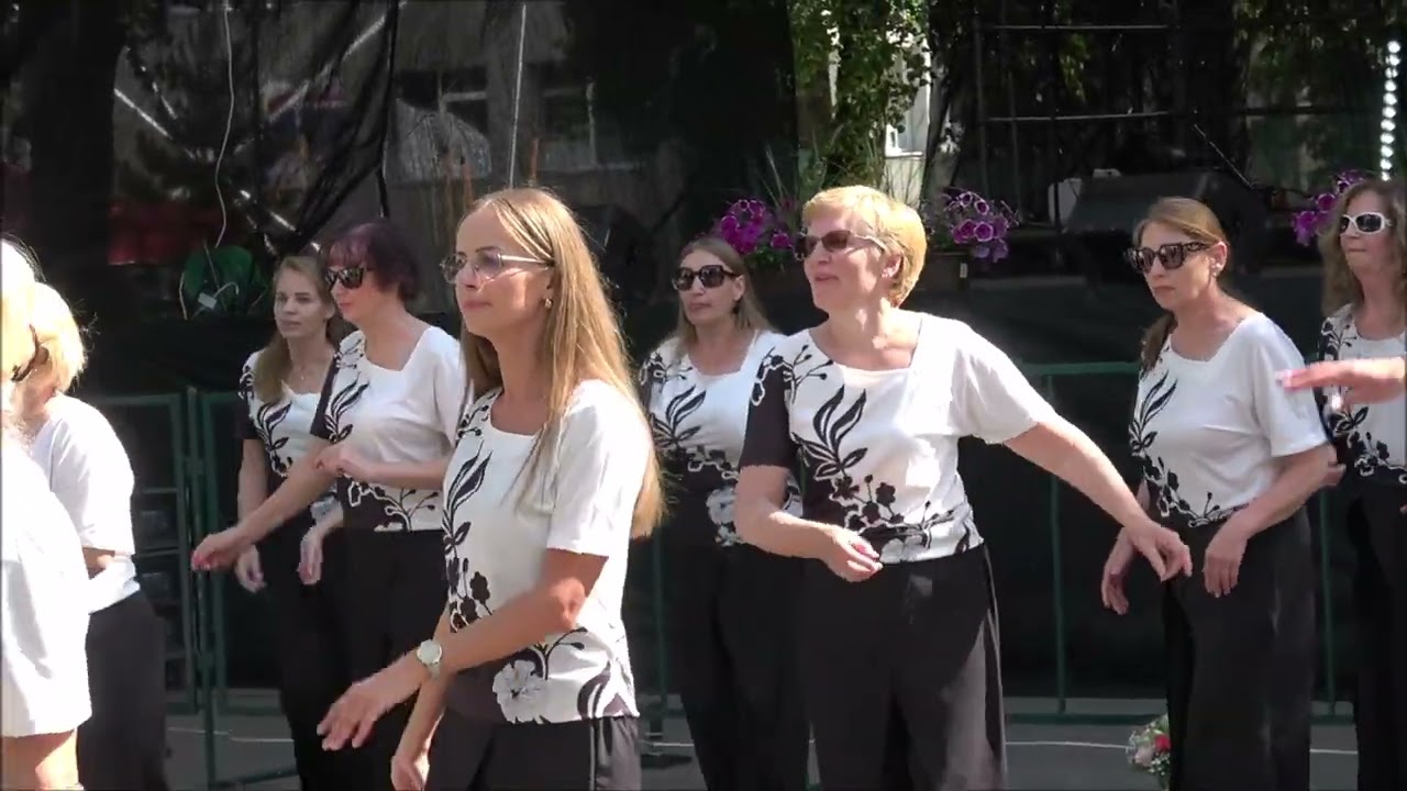 Moterų linijiniai &scaron;okiai . 2025. 07. 05.  Kybartai.