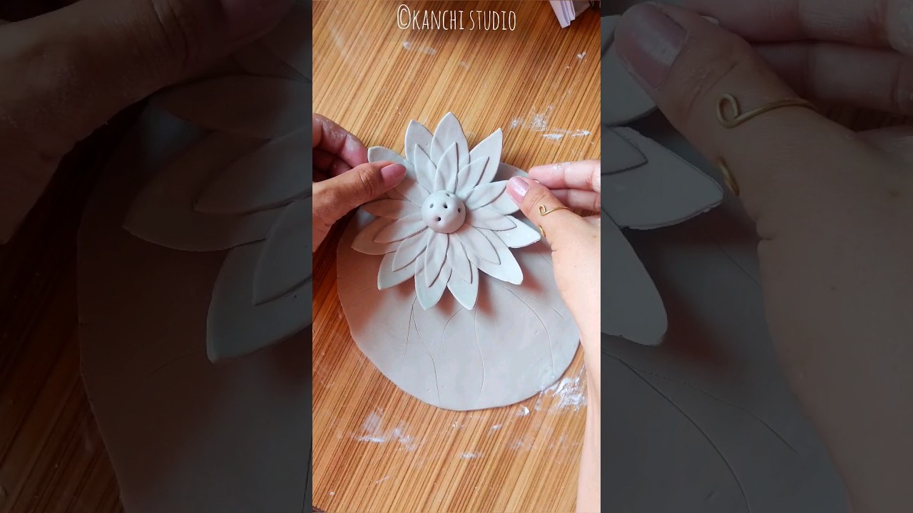 Make incense holder from clay 🌼 #diy  #viral #shorts  @kanchistudio
