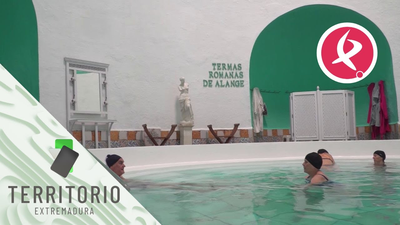 Una familia en torno al balneario de Alange | Territorio Extremadura
