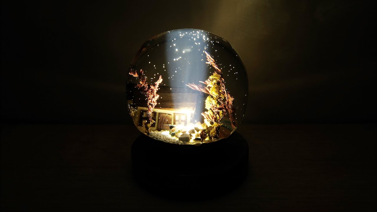 A Mysterious Well | Decorative Epoxy Lamp