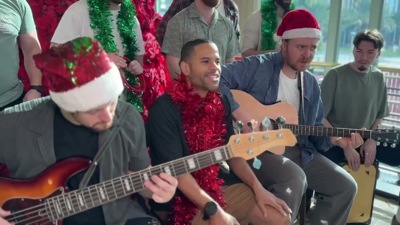 Choir of Man Sings “Driving Home for Christmas” at Kravis — Moments Before Chris Rea’s Passing