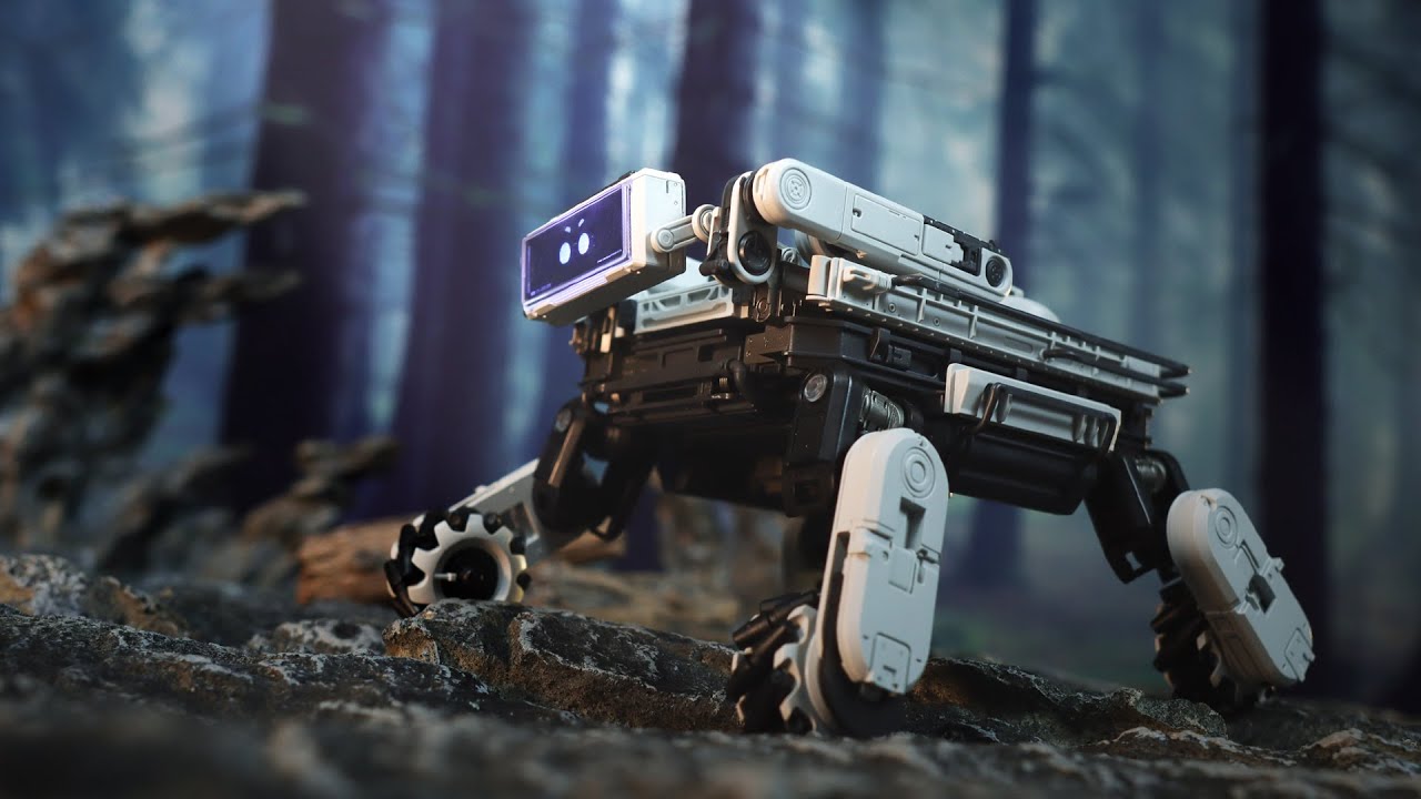 The Wandering Earth 2 BenBen Mechanical Dog【Stop Motion Animation】