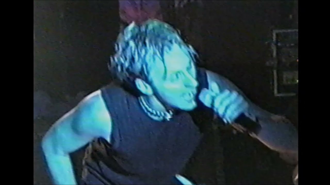 Darwin's Waiting Room Live @ Chili Pepper, Miami, FL   11/17/2000