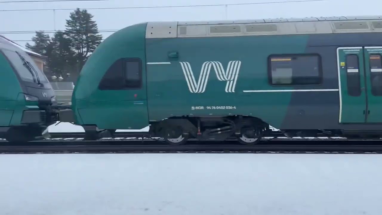 High speed trains at Kløfta station (Vy, Flytoget, Bane Nor, Hectorrail, SJ Nord)