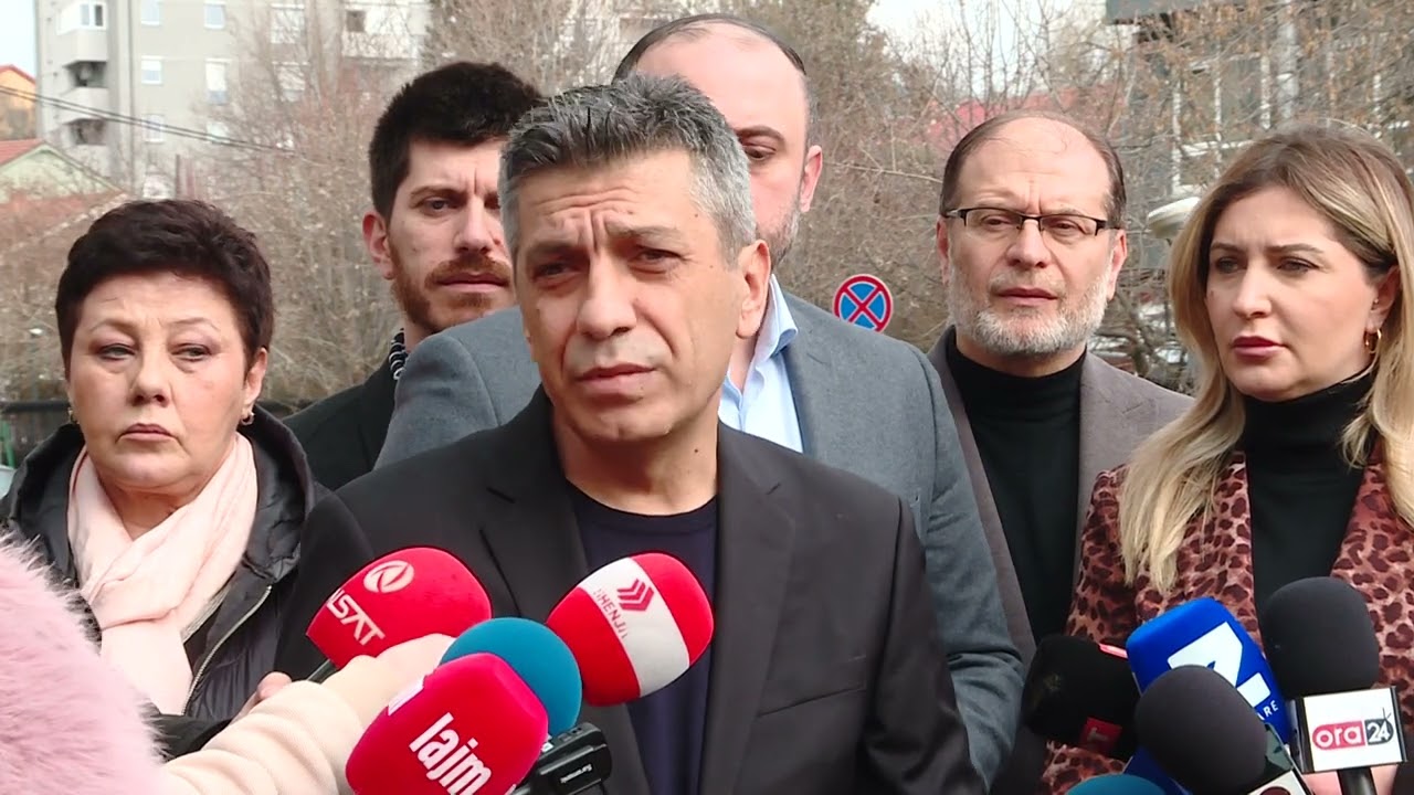 Rrjedh afati për prishjen e mbindërtimit pa leje në Çarshinë e Shkupit