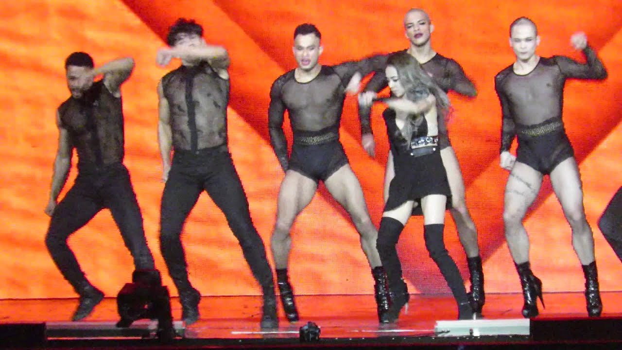 【FANCAM】 Jolin Tsai 蔡依林 - Play 我呸 @MAMA2015 IN Hong Kong