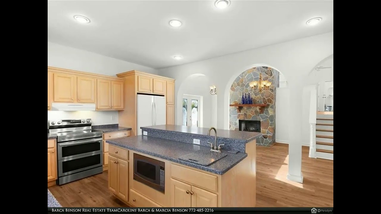 Berkshire Hathaway HomeServices Florida Realty - 2228 NE Center Circle