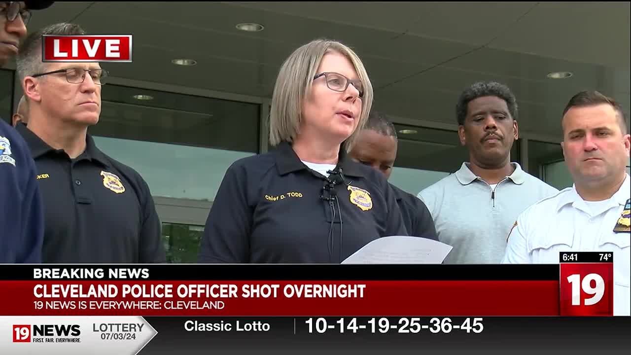 Cleveland police officer fatally shot