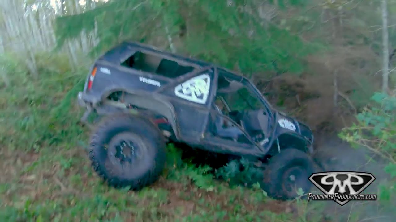 Creating Some New Rock Crawling Trails in the Pathmaker Rig - S9E35