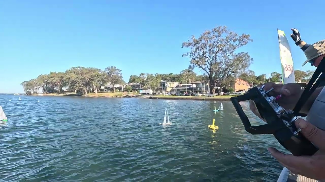 Lake Macquarie West Radio Sailing Club Summer Pointscore race 1 heats 4 and 5.