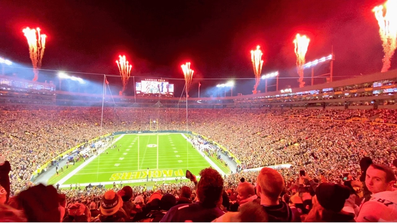 NFL National Anthem at Lambeau Field 🇺🇸 | Packers Crowd POV