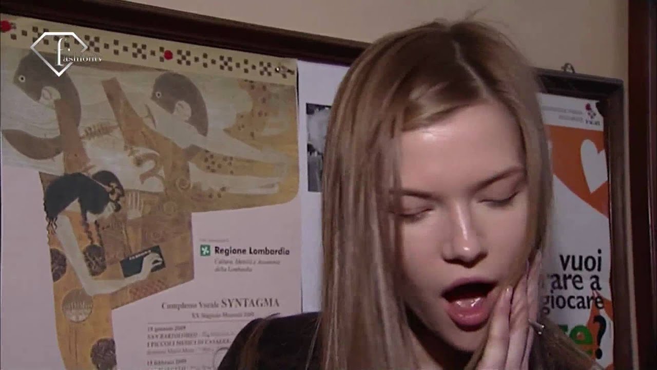 fashiontv | FTV.com - KASIA STRUSS MODEL TALKS F/W 09-10