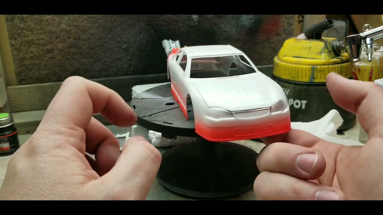 Revell 1/24 Scale 2000 Dale Earnhardt Monte Carlo