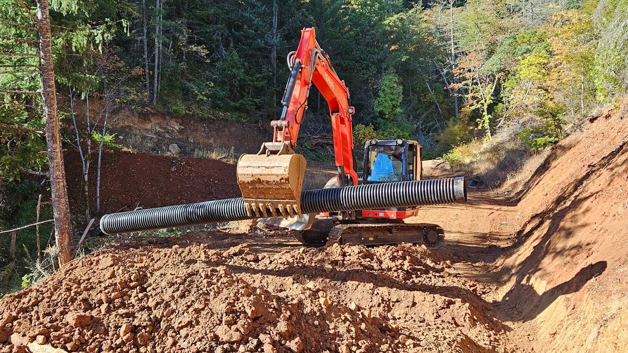 Culvert & drainage on the logging road with the Kubota KX 080 4