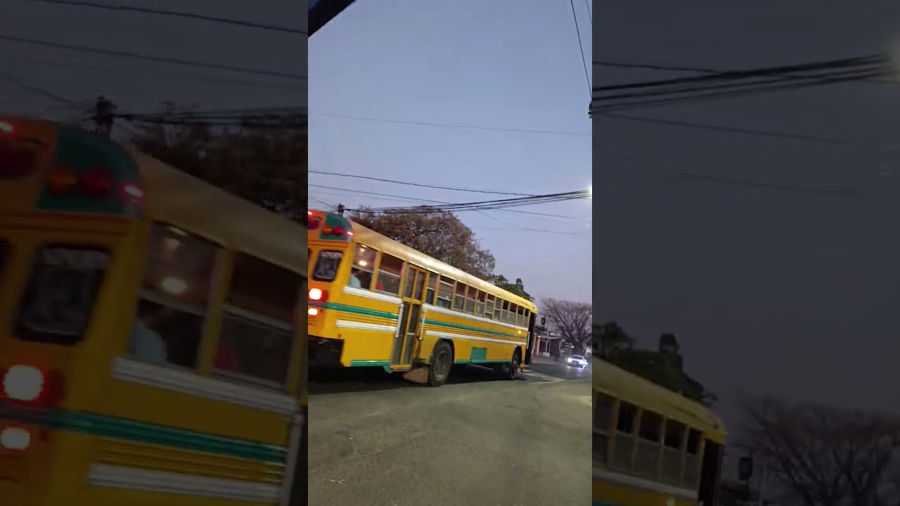 CAMINANDO POR LA CALLE QUE CONDUCE A NEJAPA Y QUEZALTEPEQUE