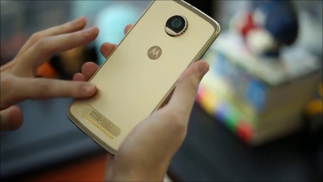 Moto Z2 Play vs  Asus Zenfone 3 Zoom   Inforbytes