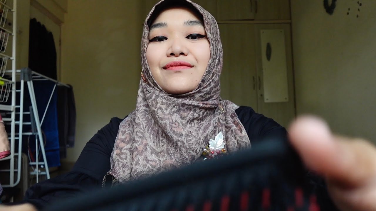 ASMR Hindi - Self Reflection, Rambling About Life, Brushing Your Hair (Soft Spoken)