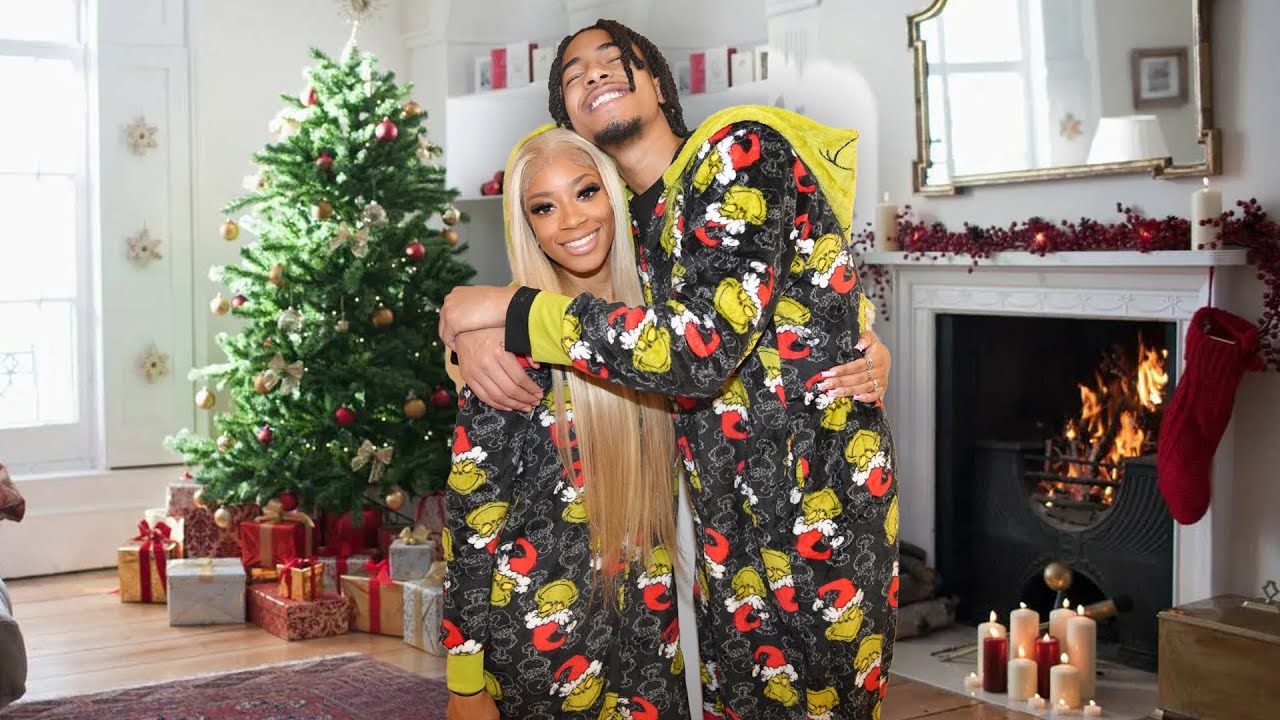 ME & MY BESTFRIEND MADE IT TO MATCHING PAJAMAS ... ❤️ | VLOGMAS DAY 2