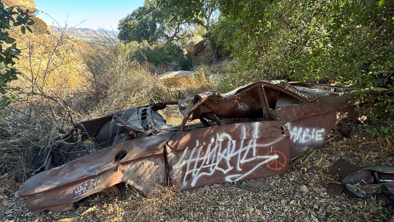 MYSTERIOUS OLD CORVAIR FOUND IN THE SIMI VALLEY MOUNTAINS.