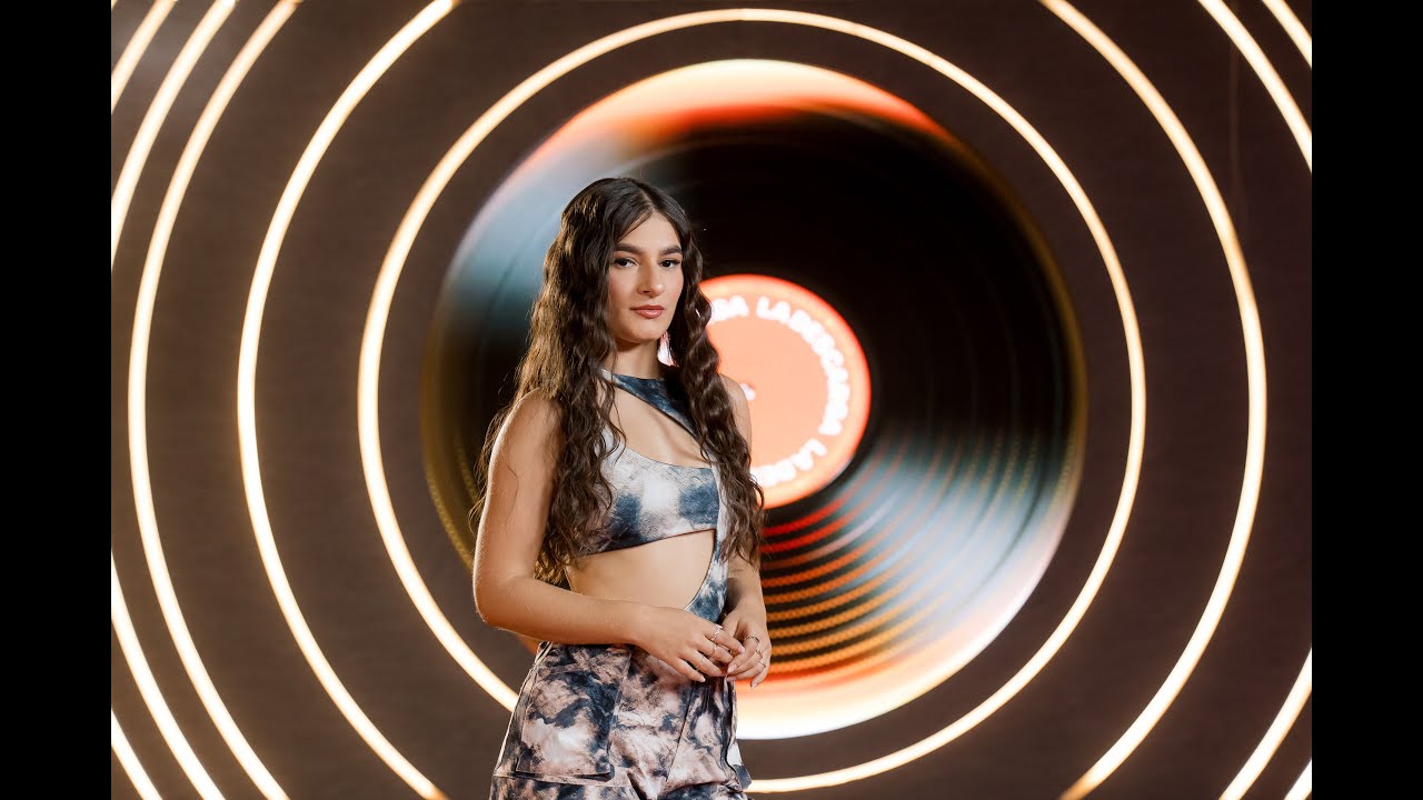 Lalie Garcia canta ME CUESTA TANTO OLVIDARTE y es la favorita de Santiago Cruz