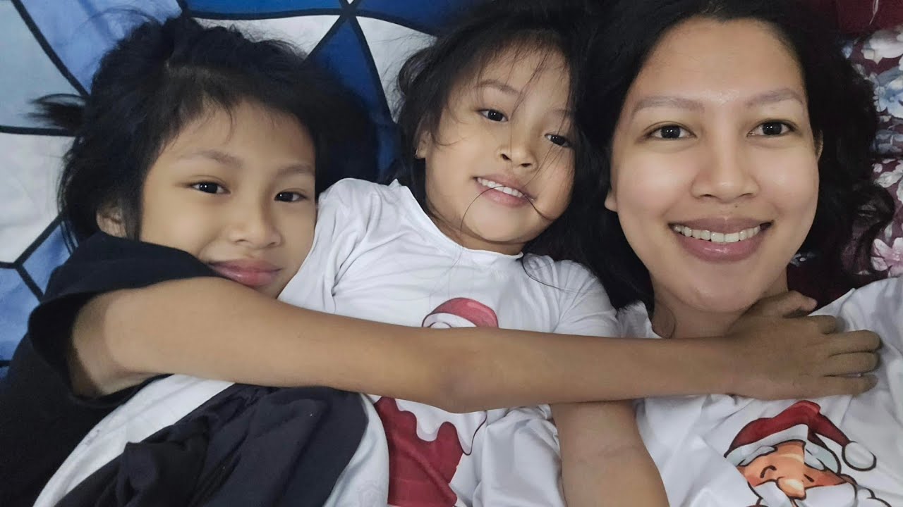 Playtime with Mommy Kath before we sleep ♡