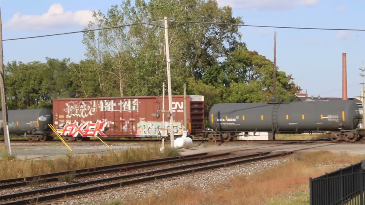 CSX ???? in Fostoria Ohio on 9-27-25