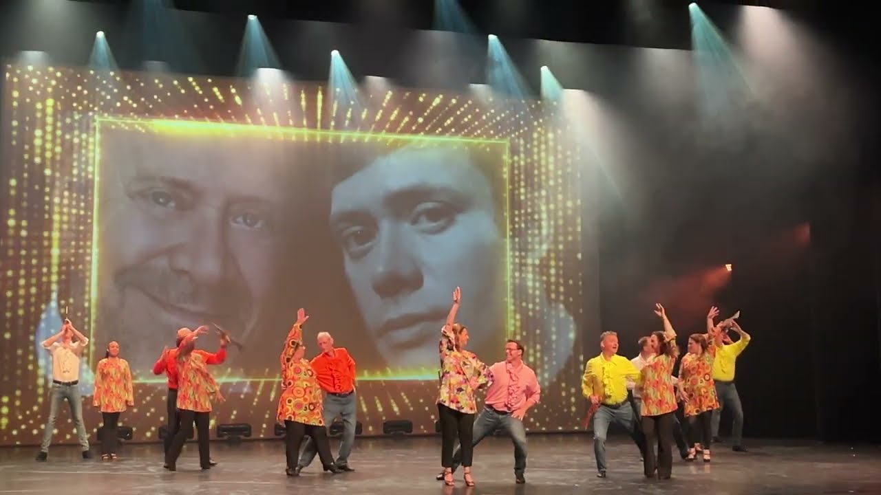 Van Opstal TheaterShow 2025 - Rob de Nijs Medley (Evening Performance)