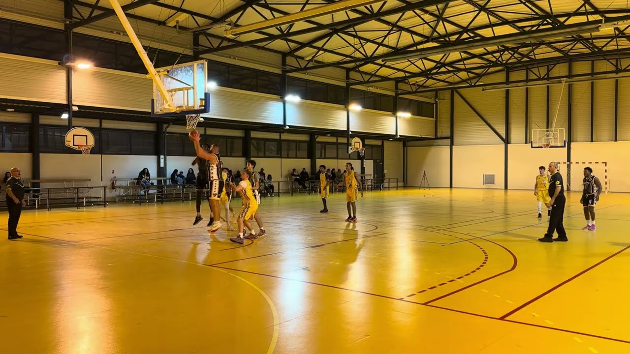 Match Aller CAB-2 VS GARONS 2è Mi-Temps