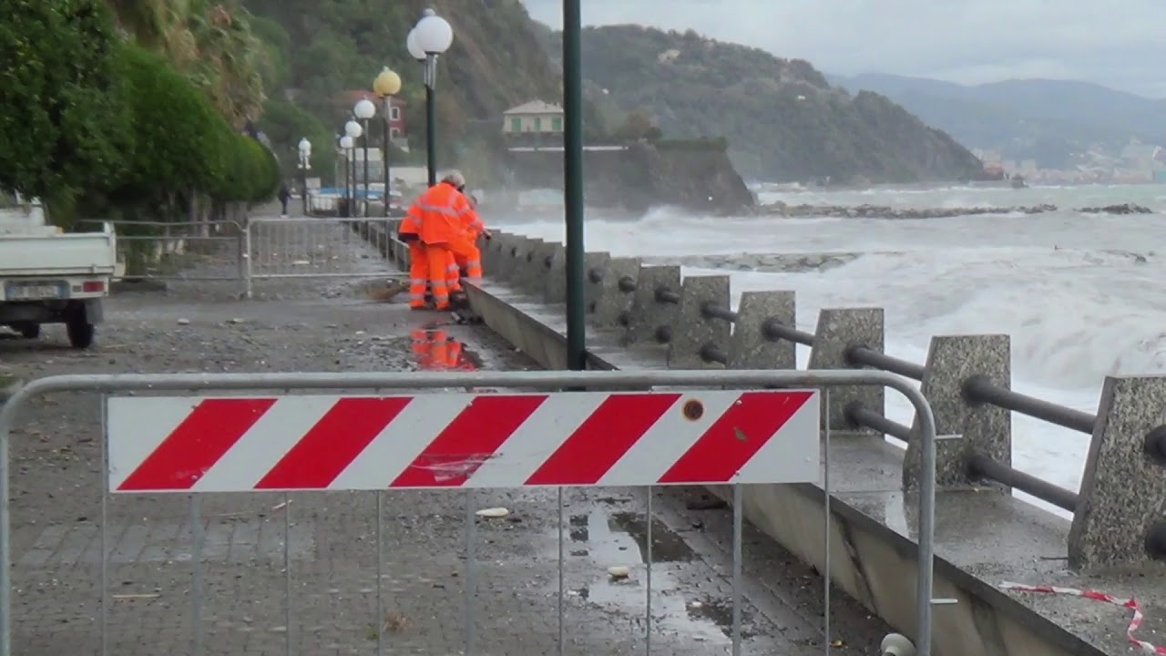 Arenzano e Cogoleto il giorno dopo la grande mareggiata
