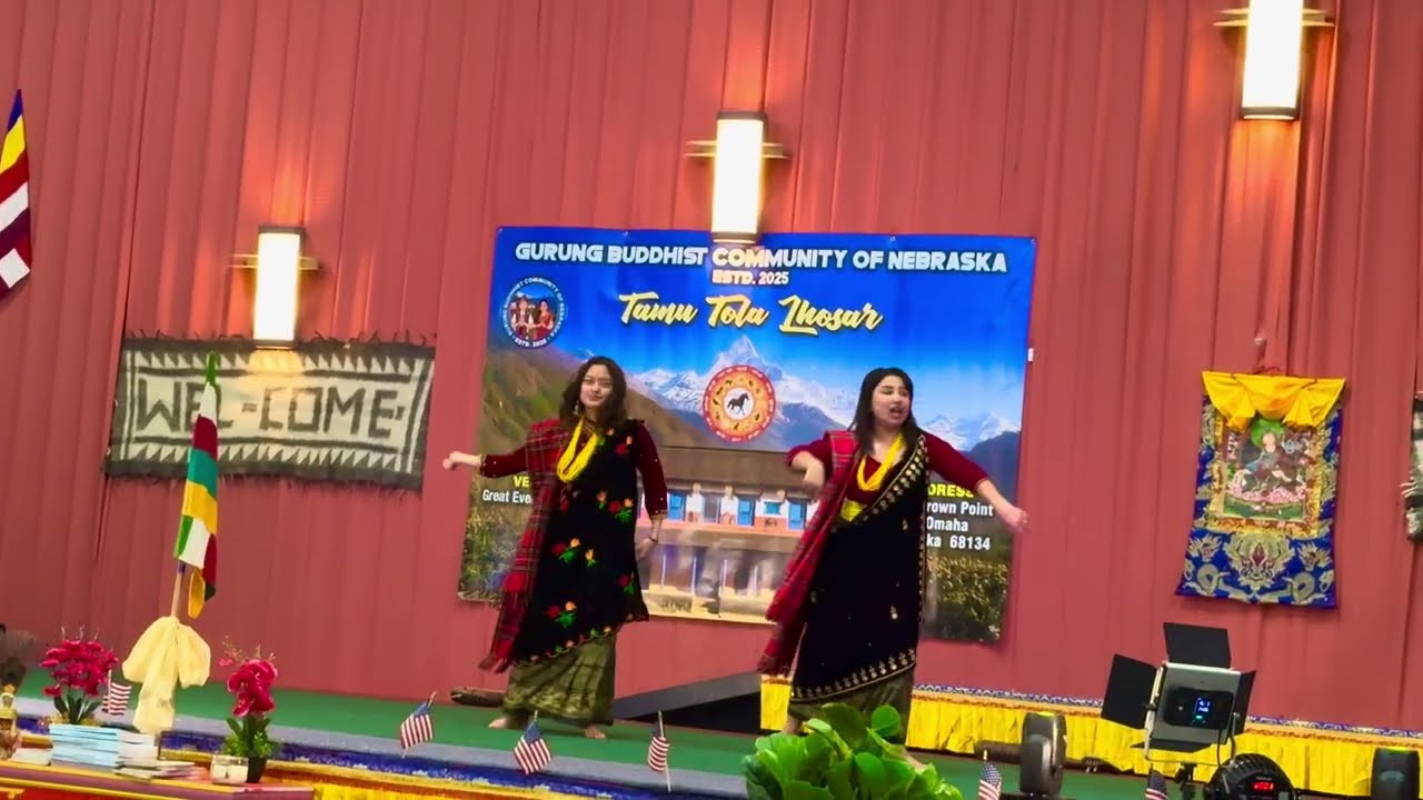 तिनिहरूले तिमीहरूका सुकर्म देखून् र स्‍वर्गमा हुनुहुने तिमीहरूका पिताको महिमा गरून् मत्ती‭5‬:‭16‬ ‭