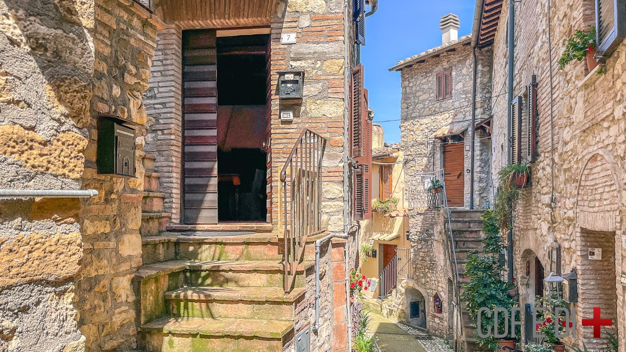 Vista dall'alto | Montoro (TR), Italy | Gemma Umbra: Tipica Casa Indipendente in Ottimo Stato