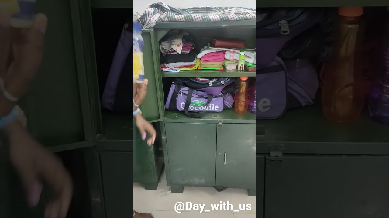 locker tour part-2..😇😇 #lockertour #fun #daywithus #funwithfriends #hostellife