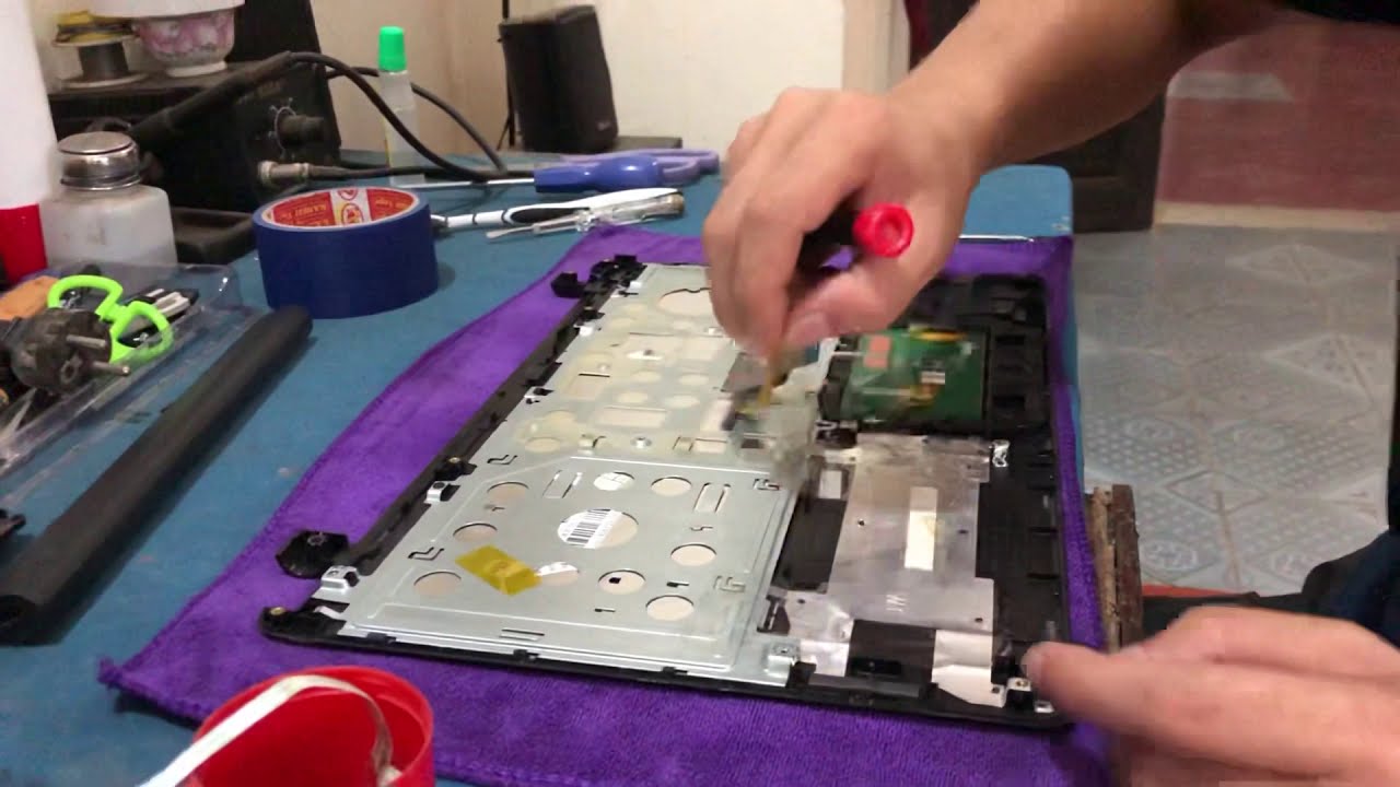 Tháo , thay bàn phím Laptop Acer Aspire E1-570,571