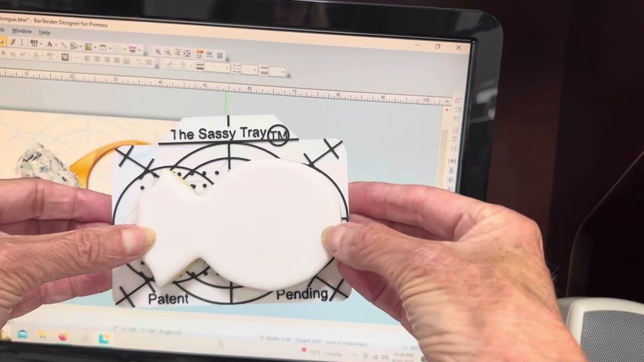Printing a diamond ring on Eddie using sassy trays