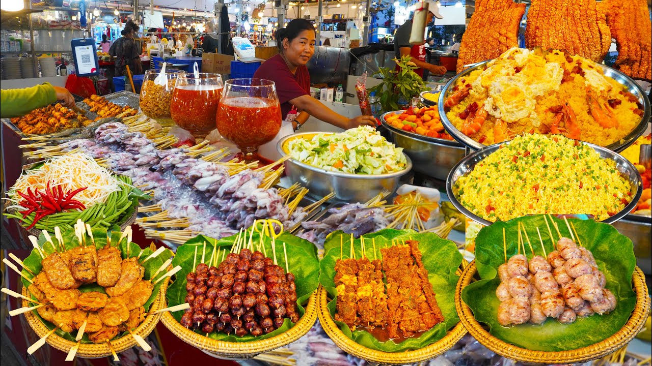 Inside Cambodia&rsquo;s Giant Food Expo & Street Food Paradise You Must See!